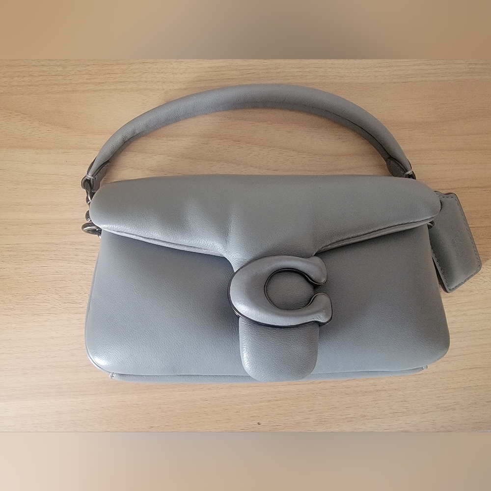AUTHENTIC COACH PILLOW TABBY 18